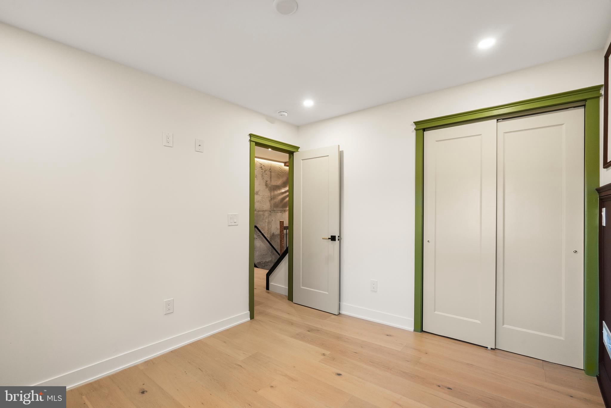 NORRIS SQUARE - Residential
