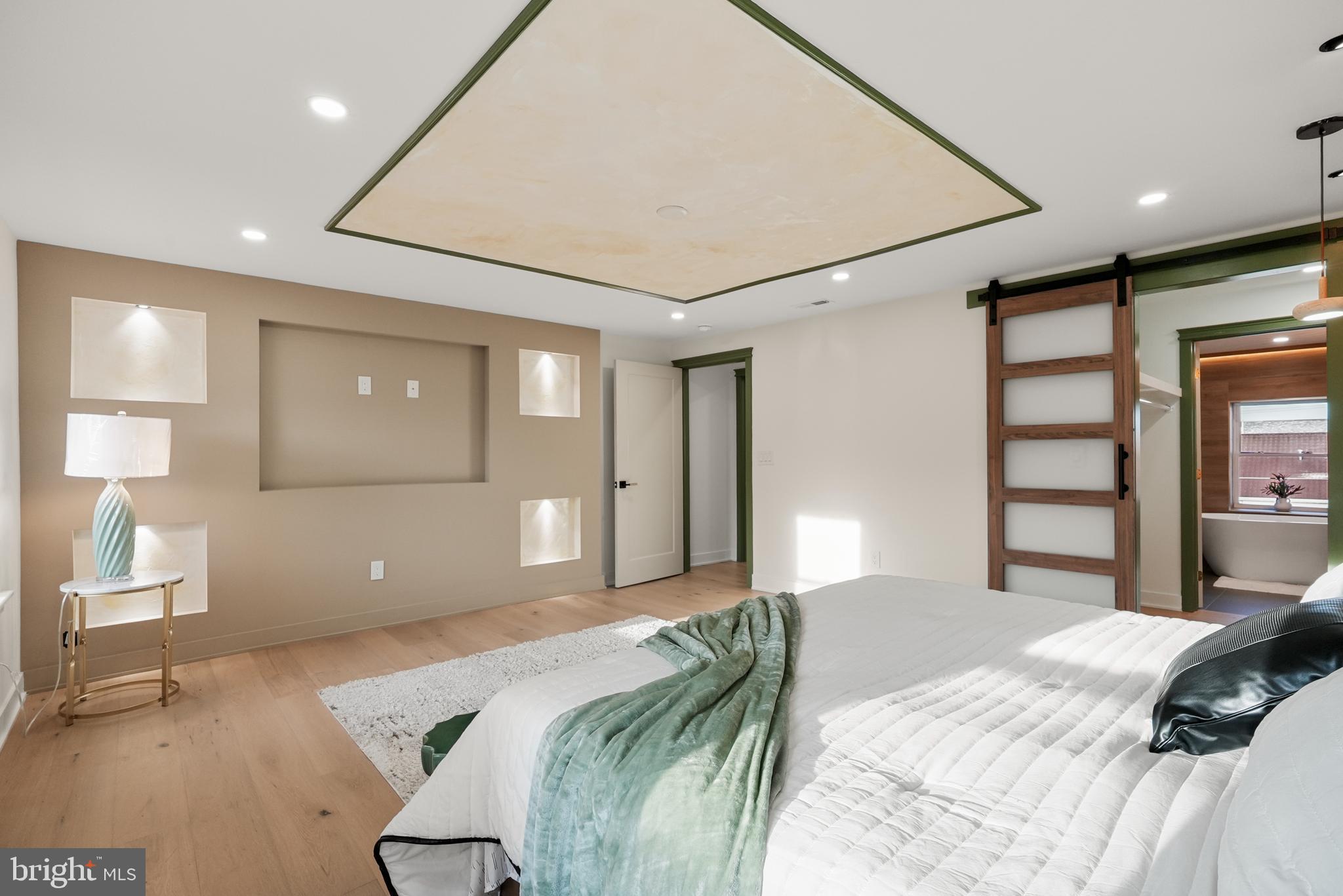 NORRIS SQUARE - Residential