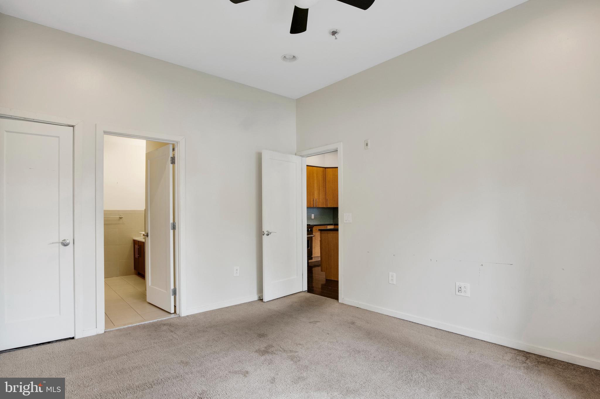EAST FALLS - Residential