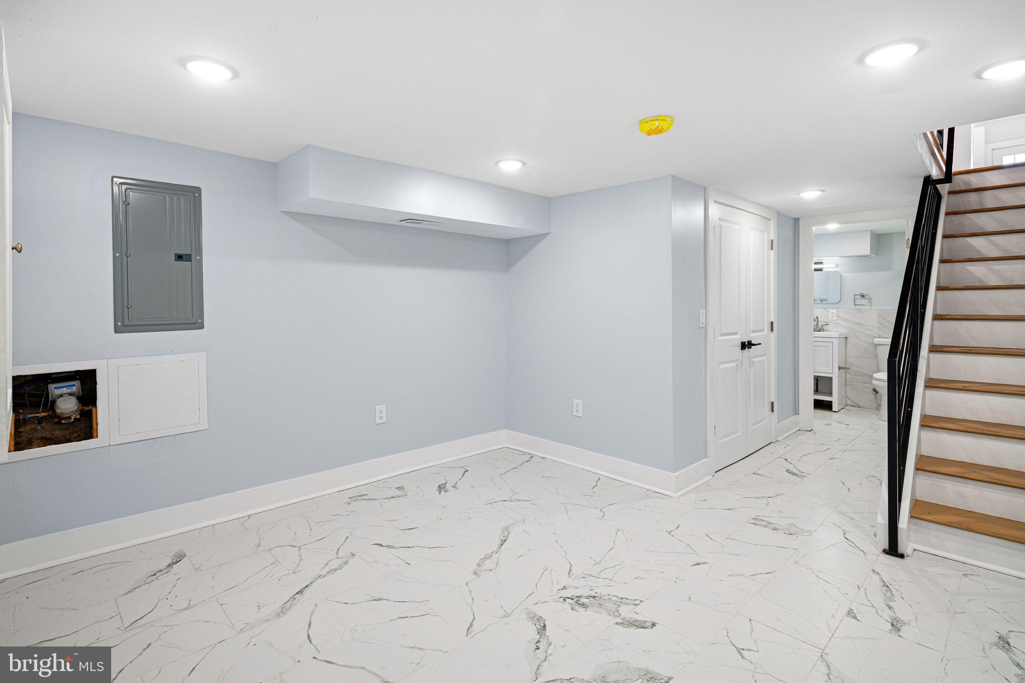 PORT RICHMOND - Residential