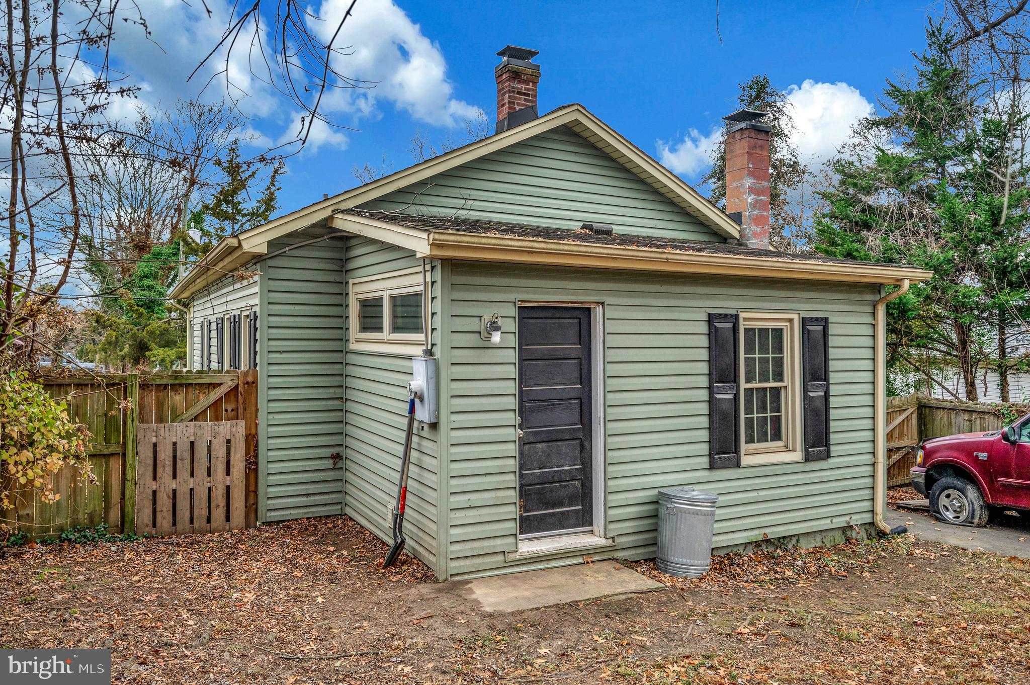 FALMOUTH - Residential