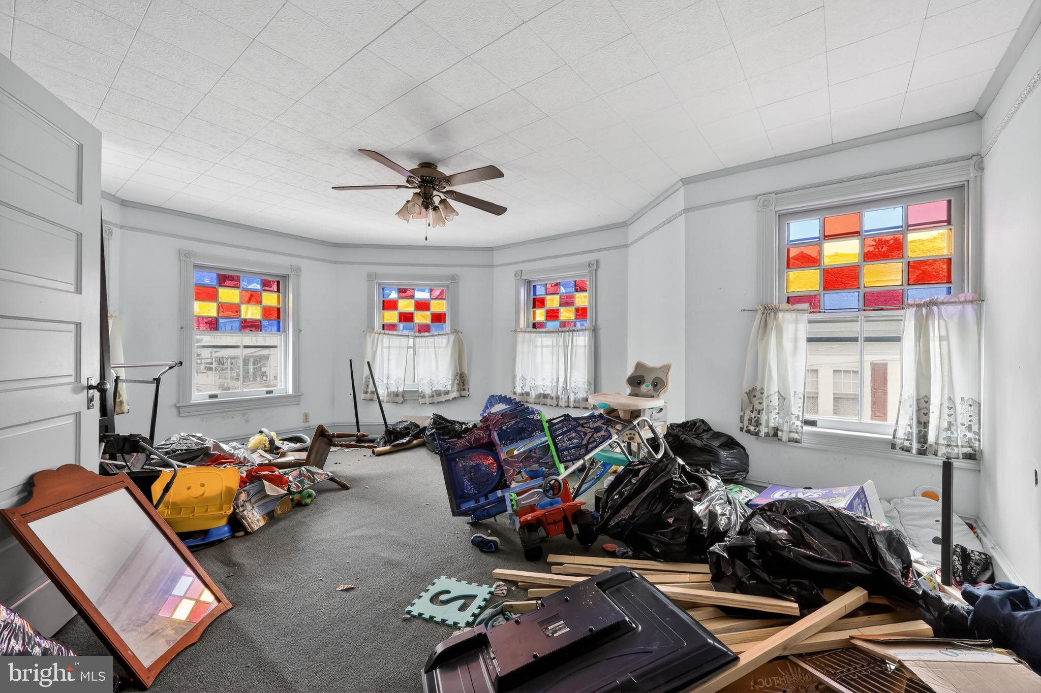 NONE AVAILABEL - Residential