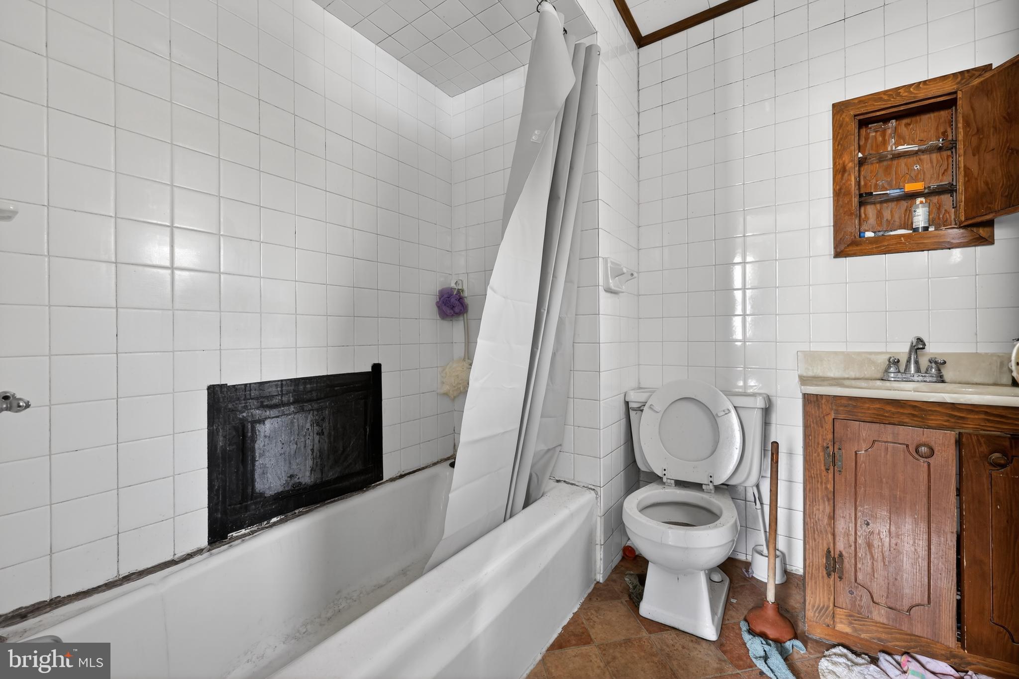NONE AVAILABEL - Residential