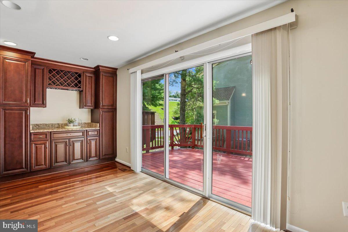 WILLOW COVE TOWNHOMES - Residential