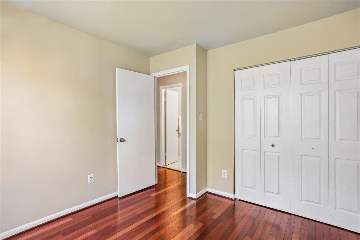 WILLOW COVE TOWNHOMES - Residential