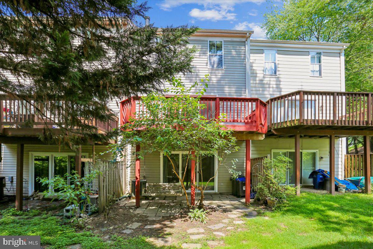 WILLOW COVE TOWNHOMES - Residential