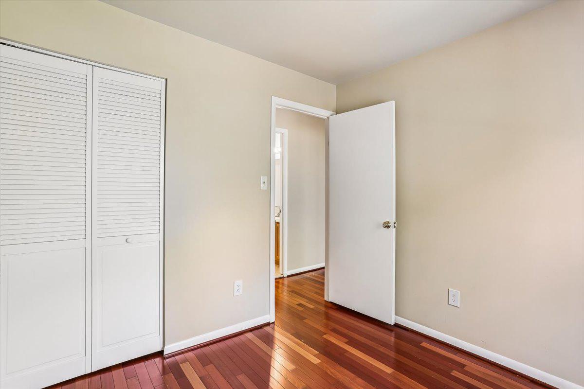 WILLOW COVE TOWNHOMES - Residential