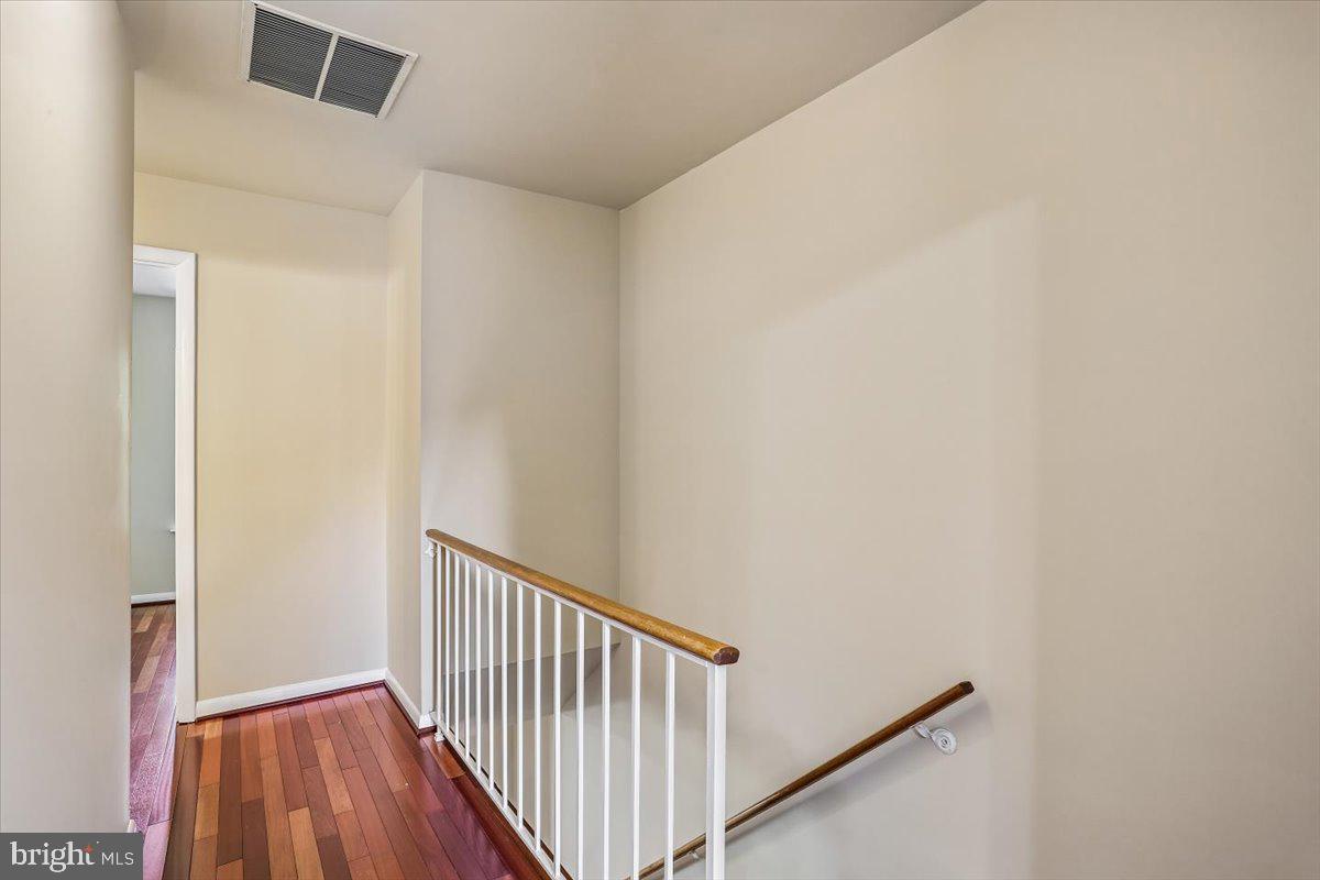 WILLOW COVE TOWNHOMES - Residential