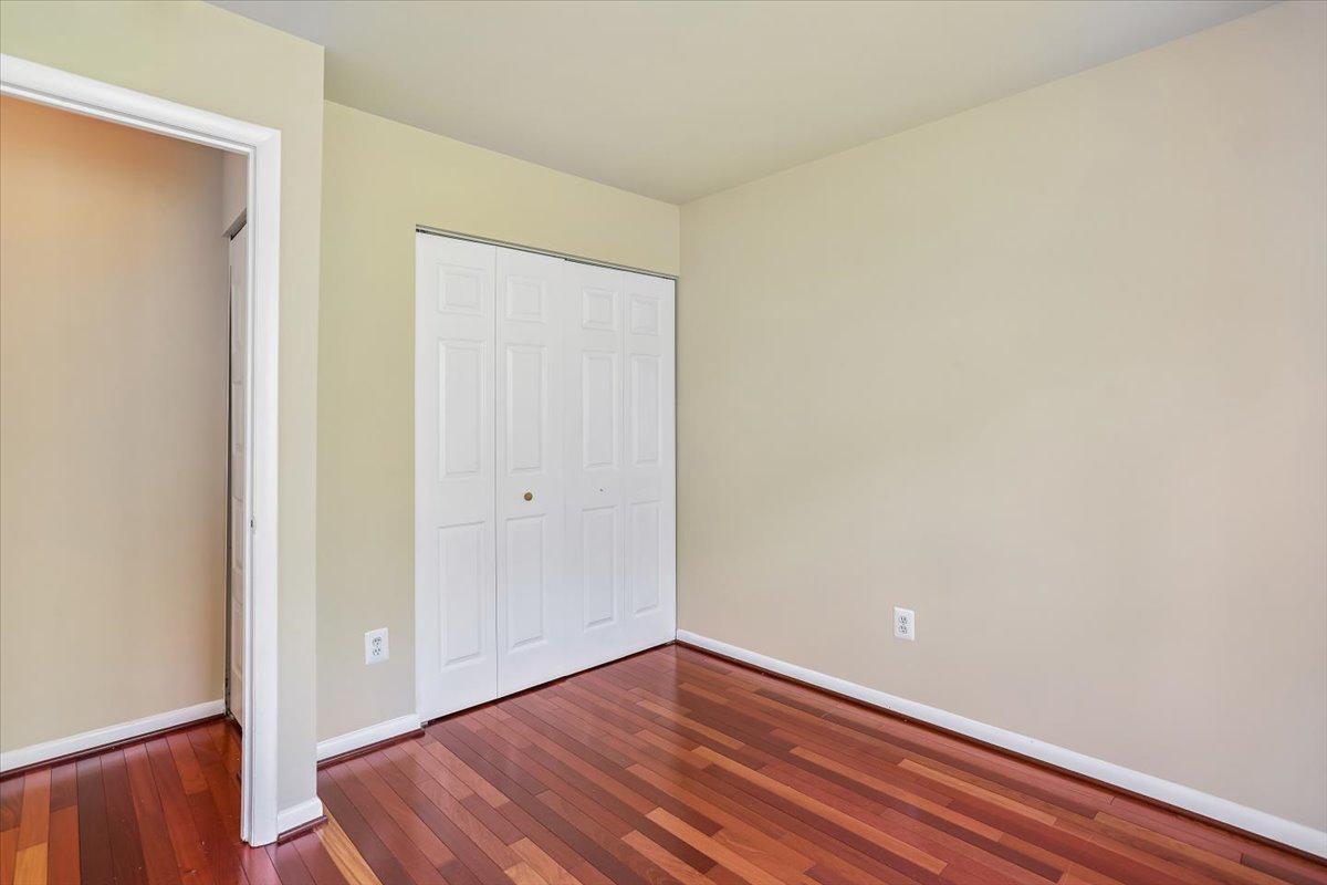 WILLOW COVE TOWNHOMES - Residential