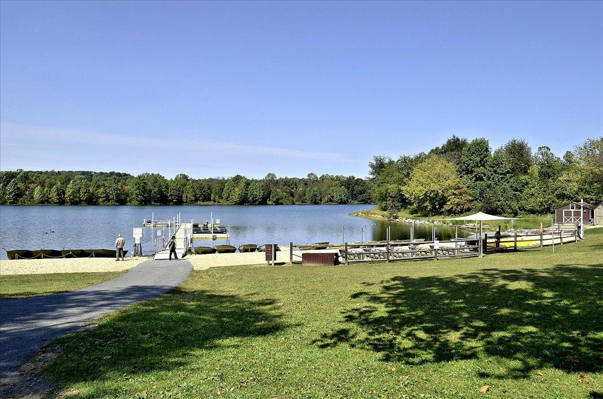 WILLOW COVE TOWNHOMES - Residential
