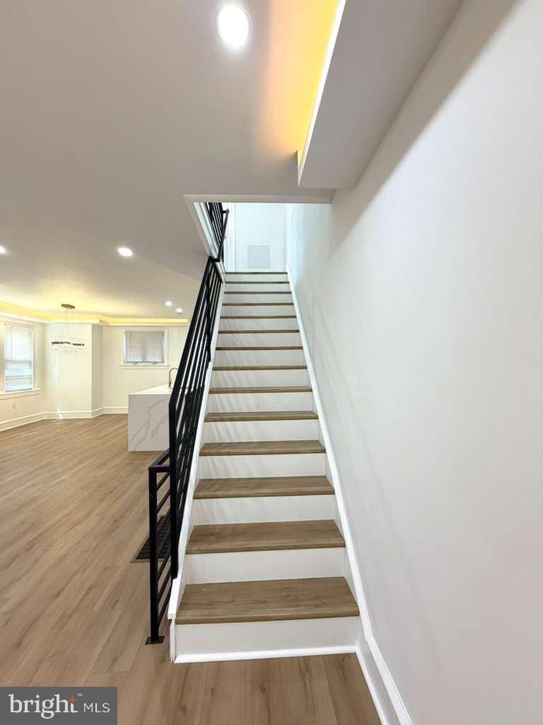 HOLMESBURG - Residential