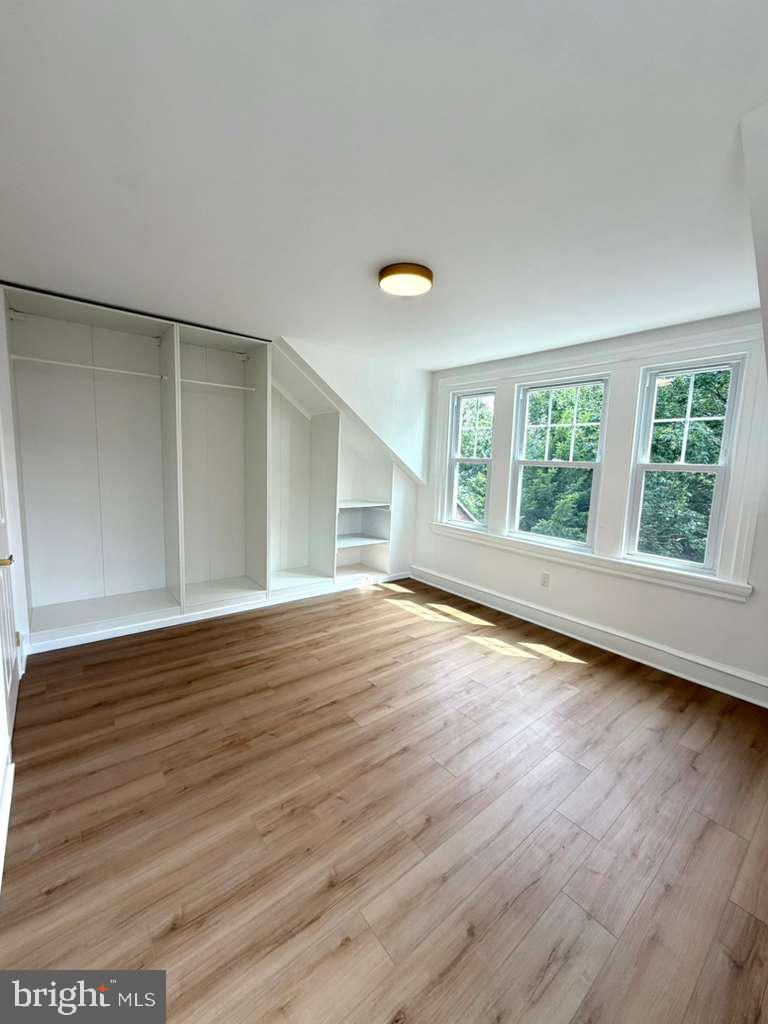 HOLMESBURG - Residential