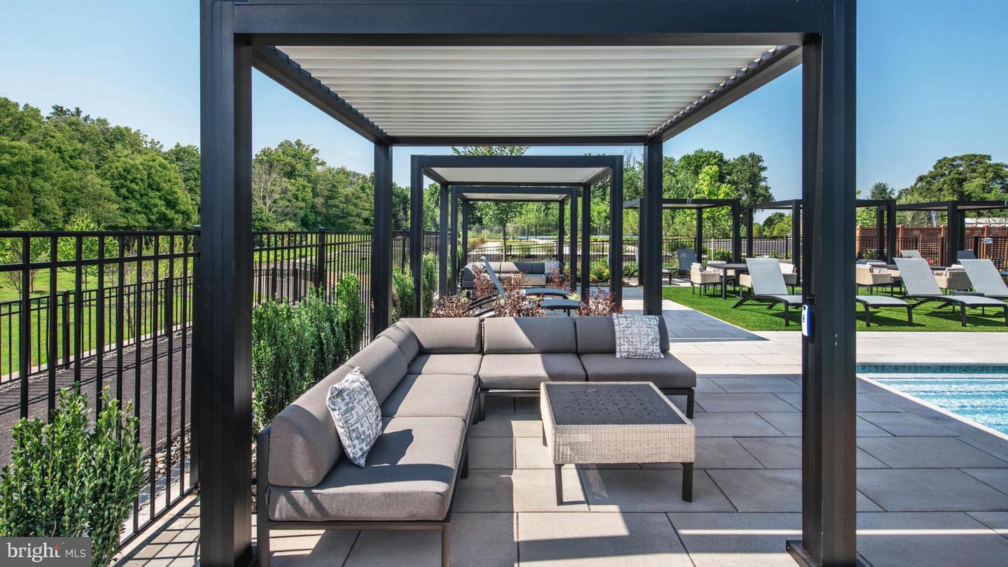 REGENCY AT WATERSIDE - Residential Lease
