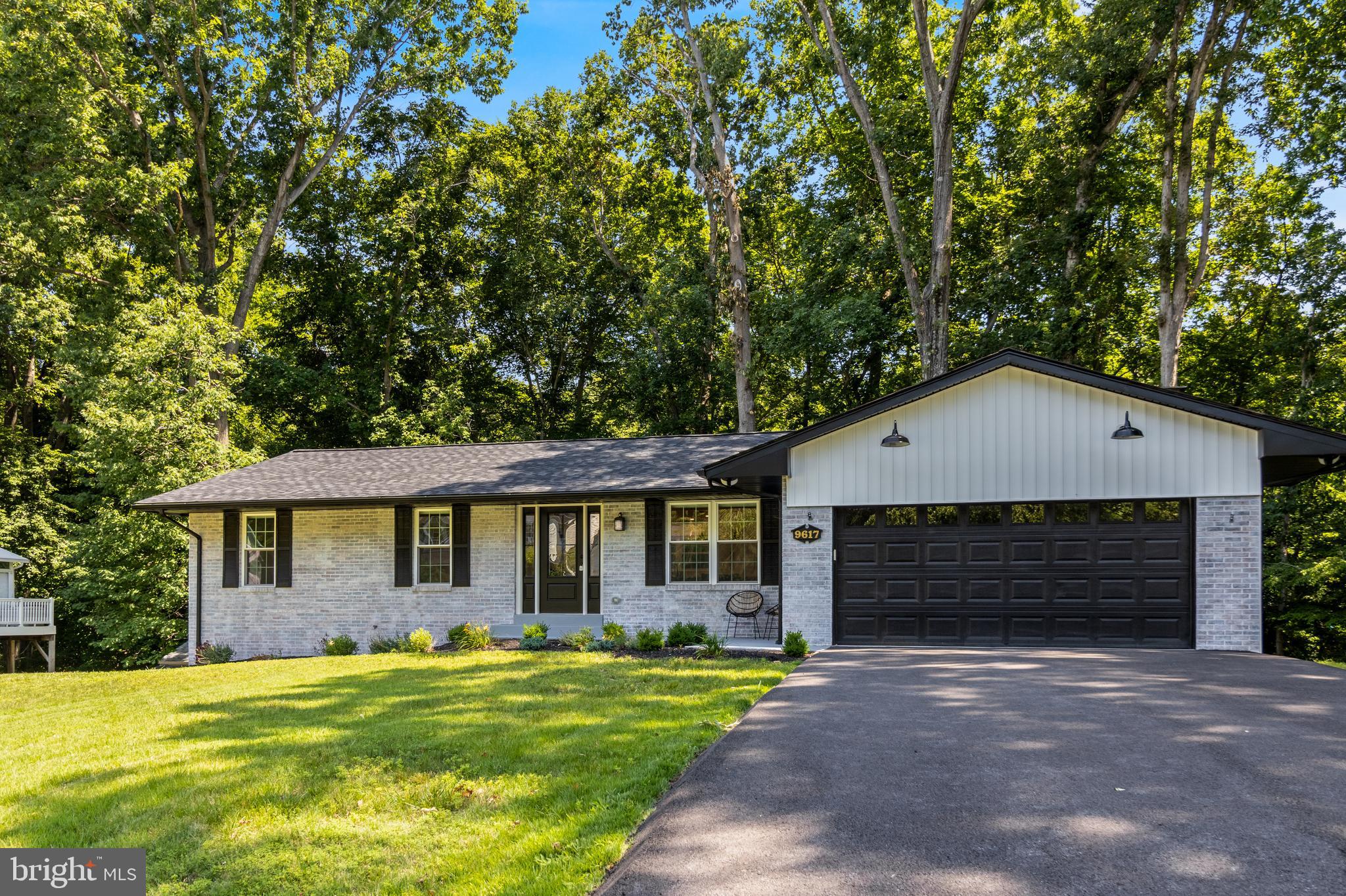 APPLE GREENE - Residential