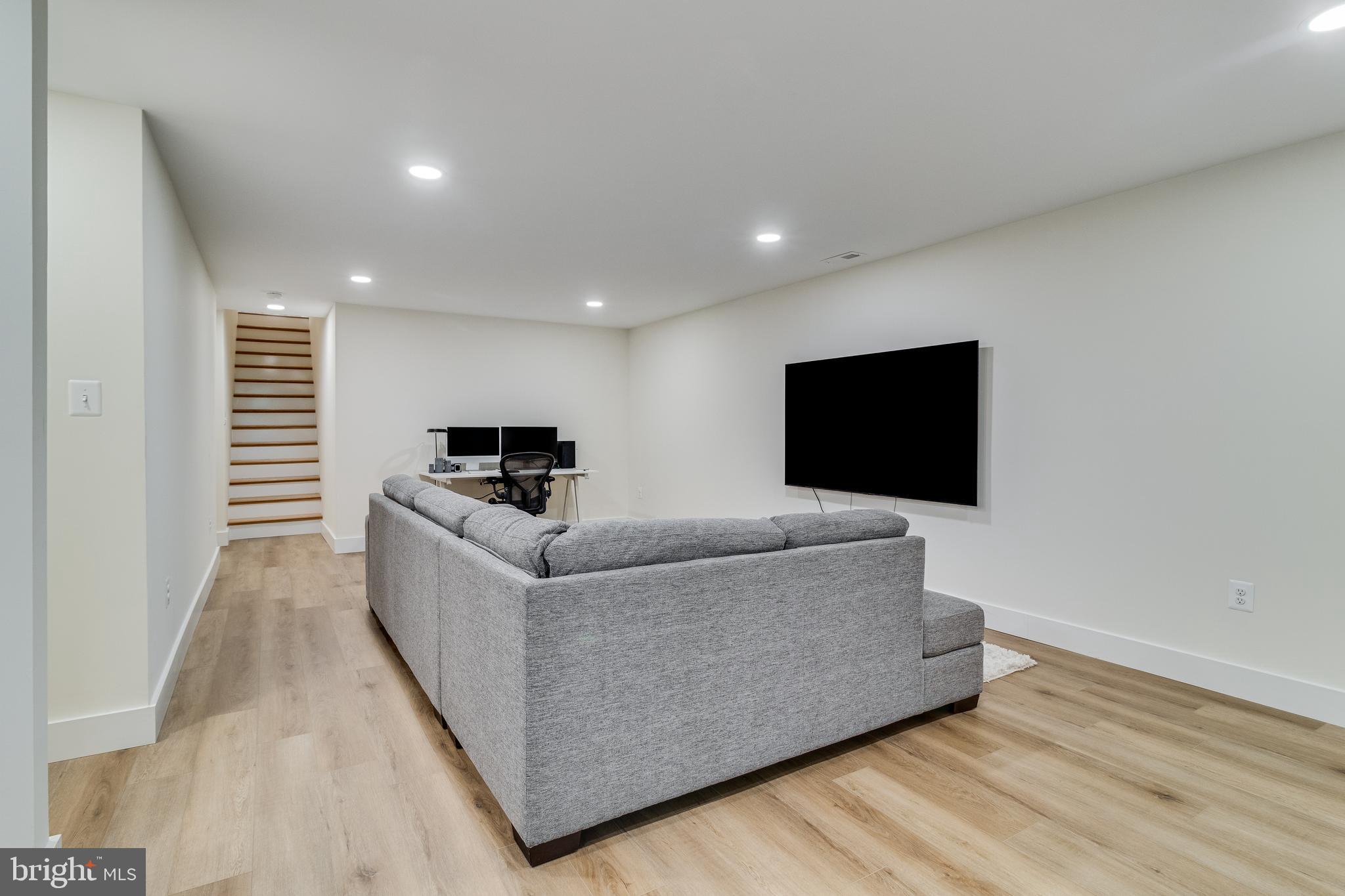 APPLE GREENE - Residential