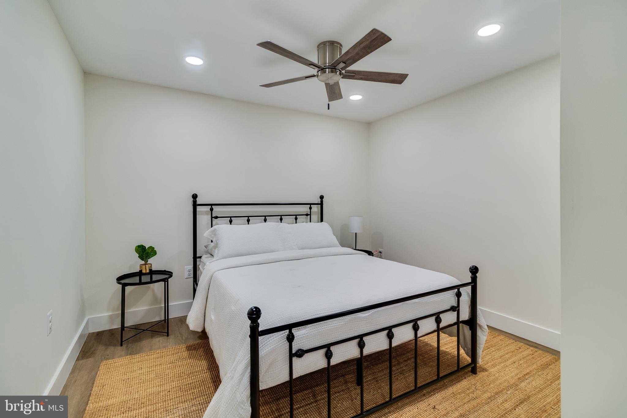 APPLE GREENE - Residential