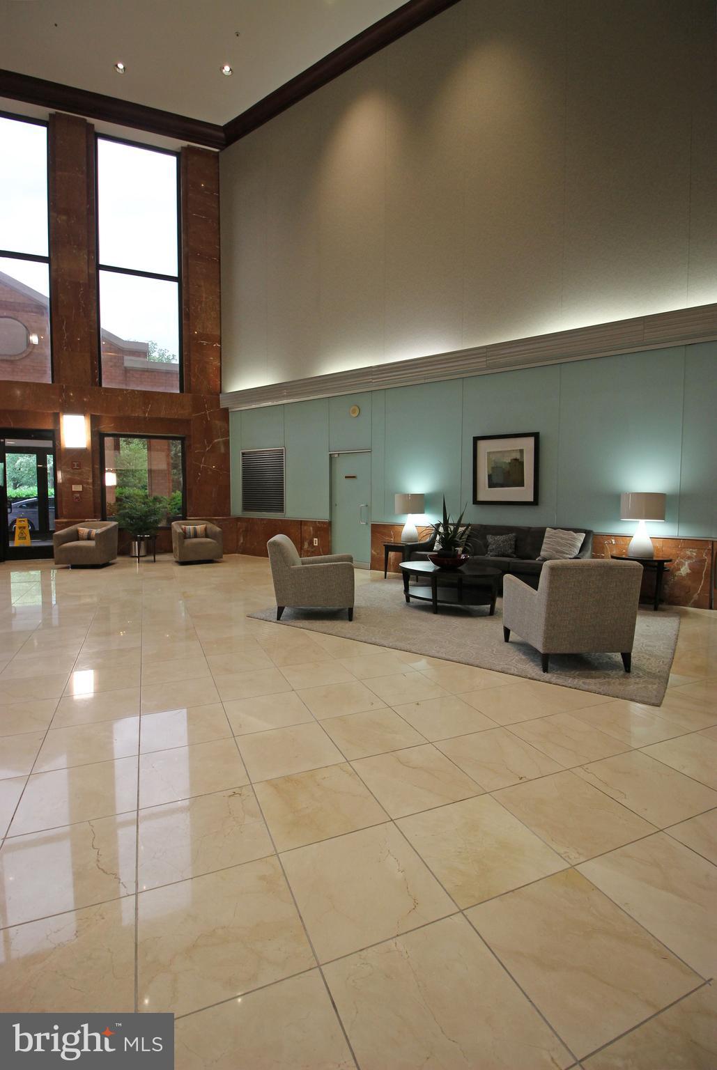 RENAISSANCE - Residential Lease