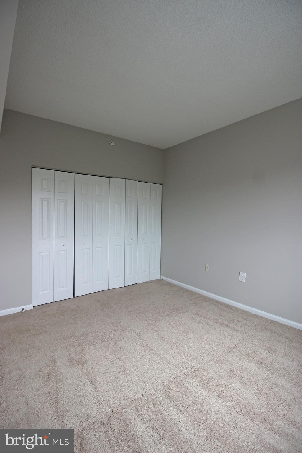RENAISSANCE - Residential Lease