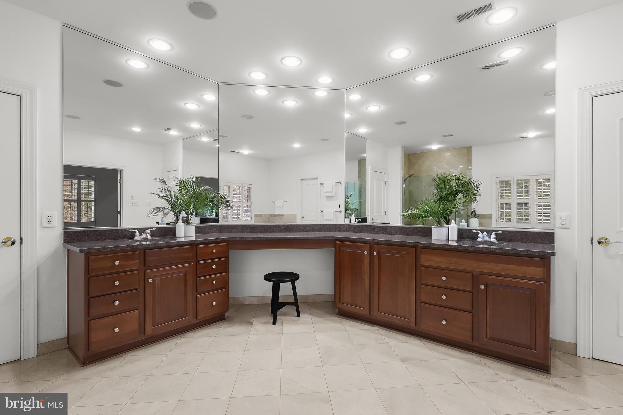 BELMONT FARM - Residential