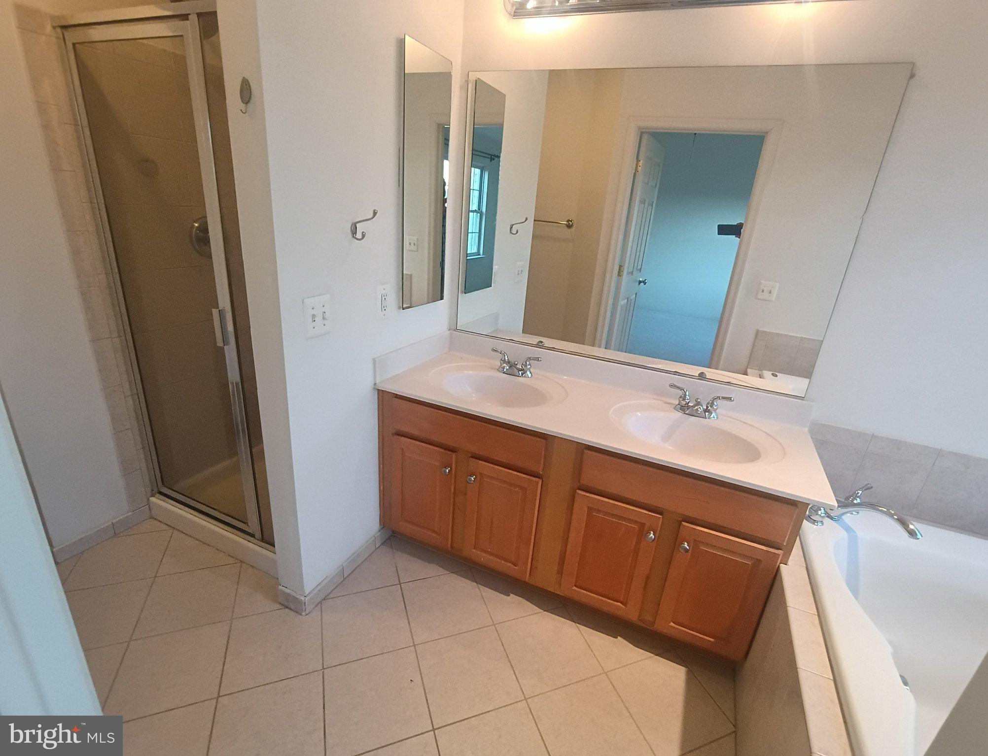 FAIRCREST - Residential