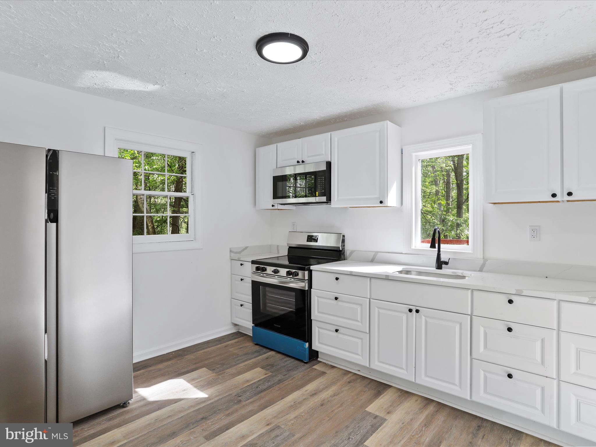 CABIN AT CAPON BRIDGE - Residential