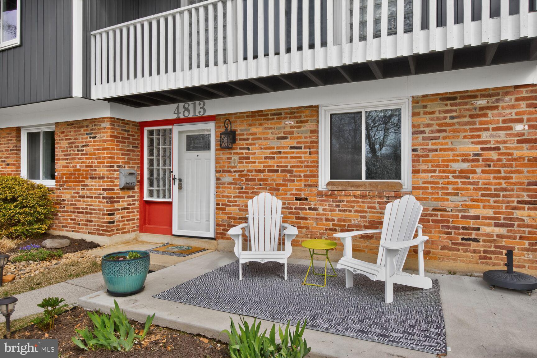 MANOR WOODS - Residential