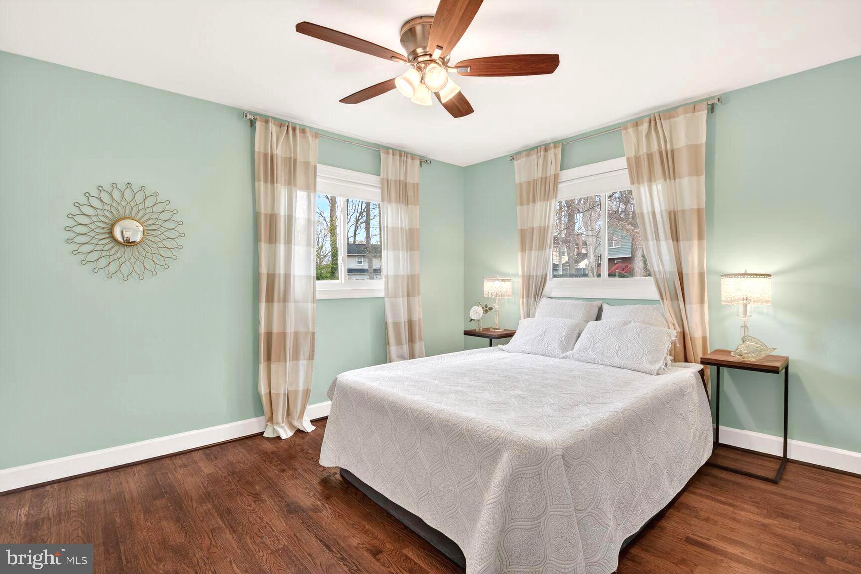 MANOR WOODS - Residential