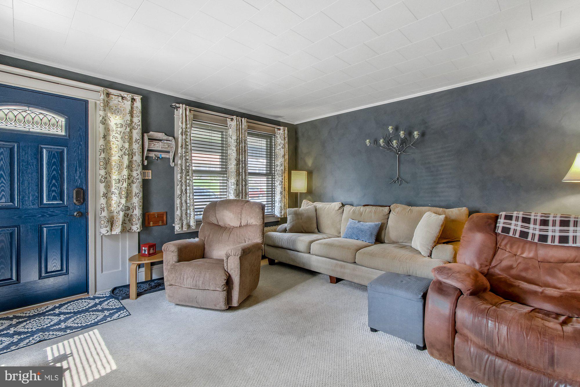 THE AVENUES - Residential