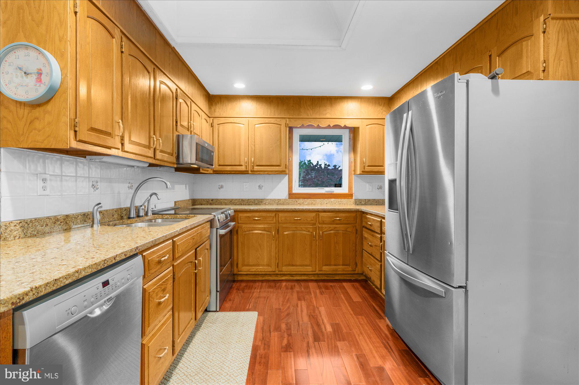 OXFORD VALLEY - Residential