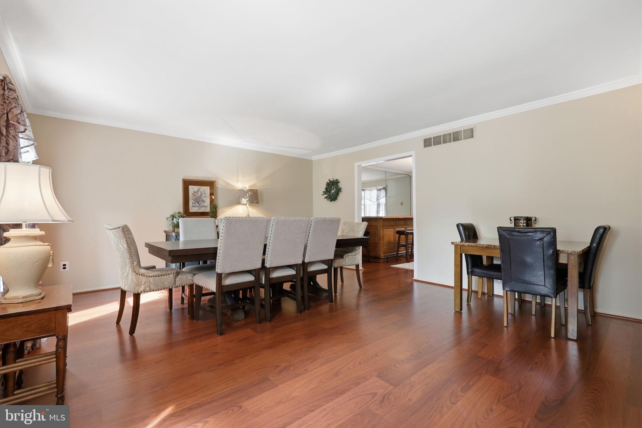 IVY WOODS - Residential