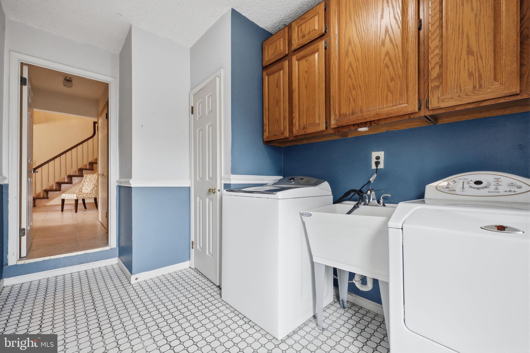 IVY WOODS - Residential