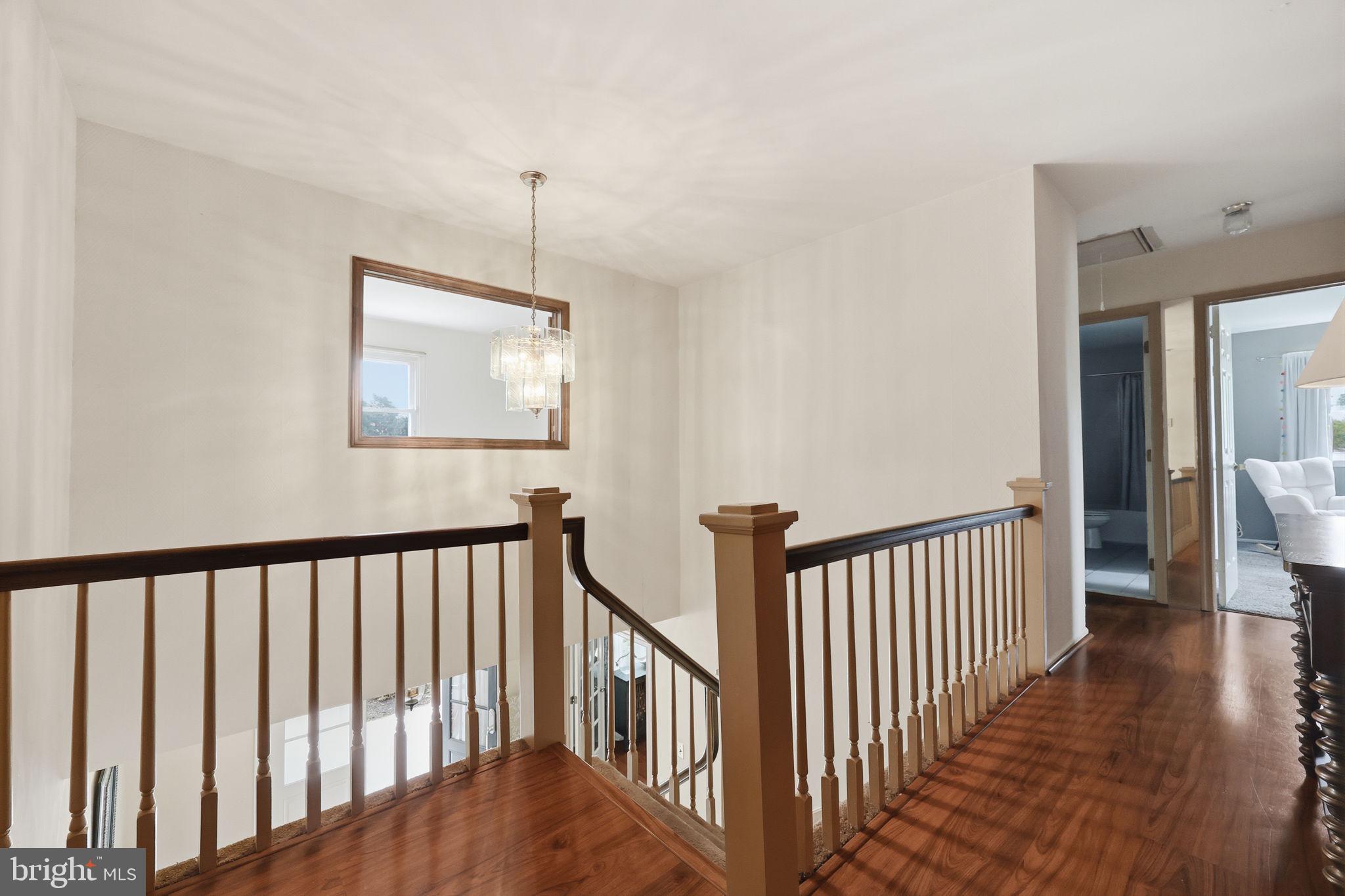 IVY WOODS - Residential