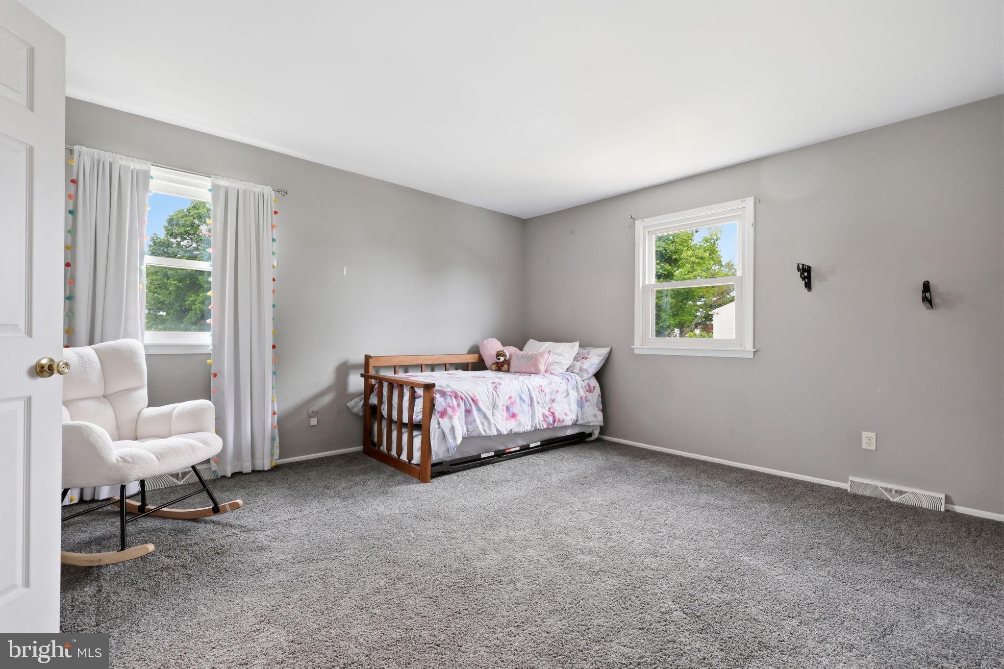 IVY WOODS - Residential
