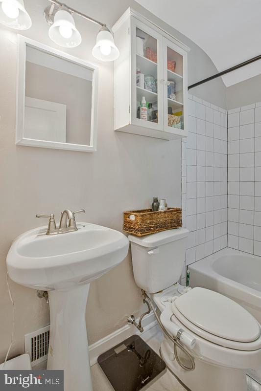 RIDGELEIGH - Residential