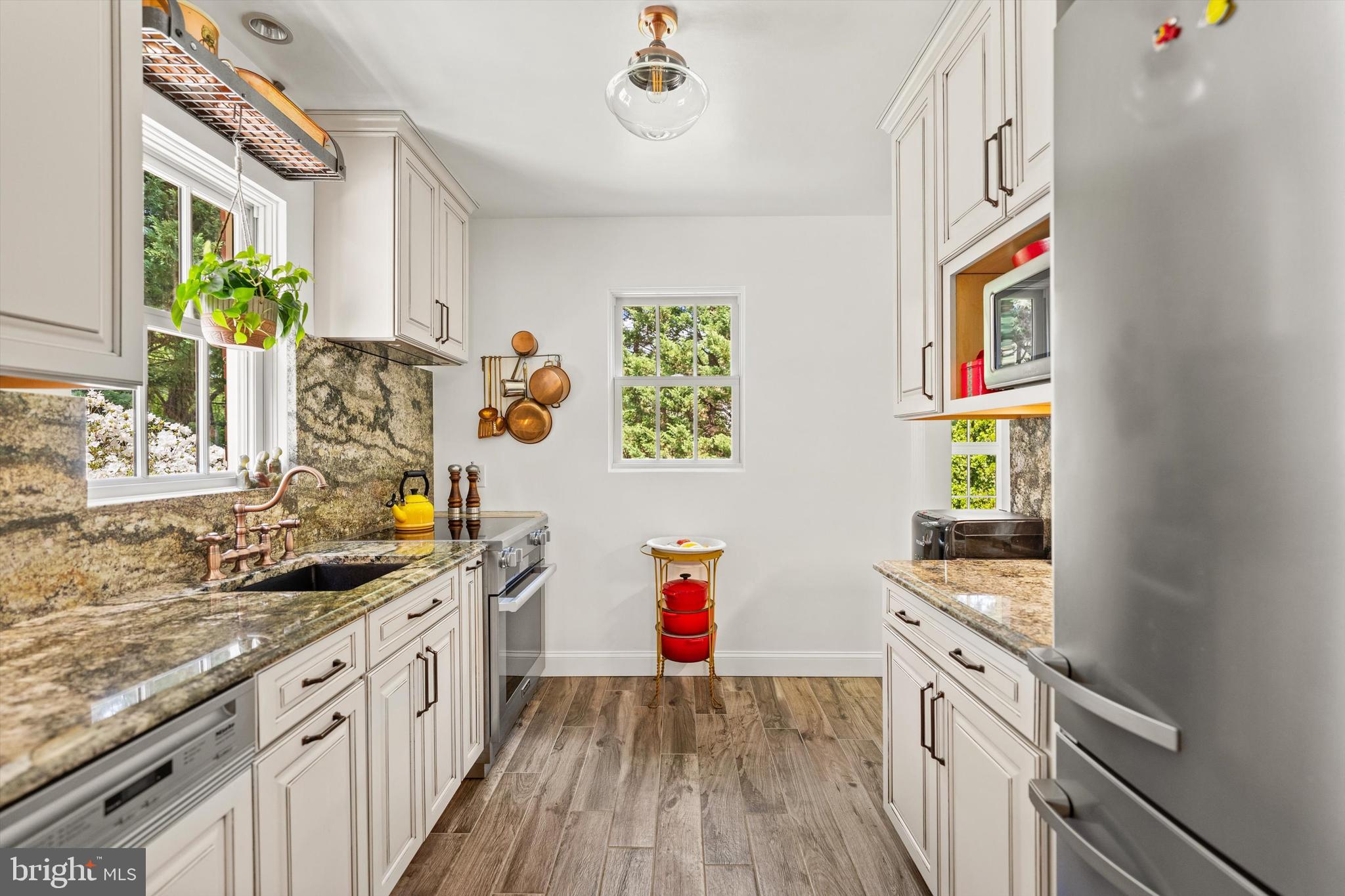 LONE OAK - Residential