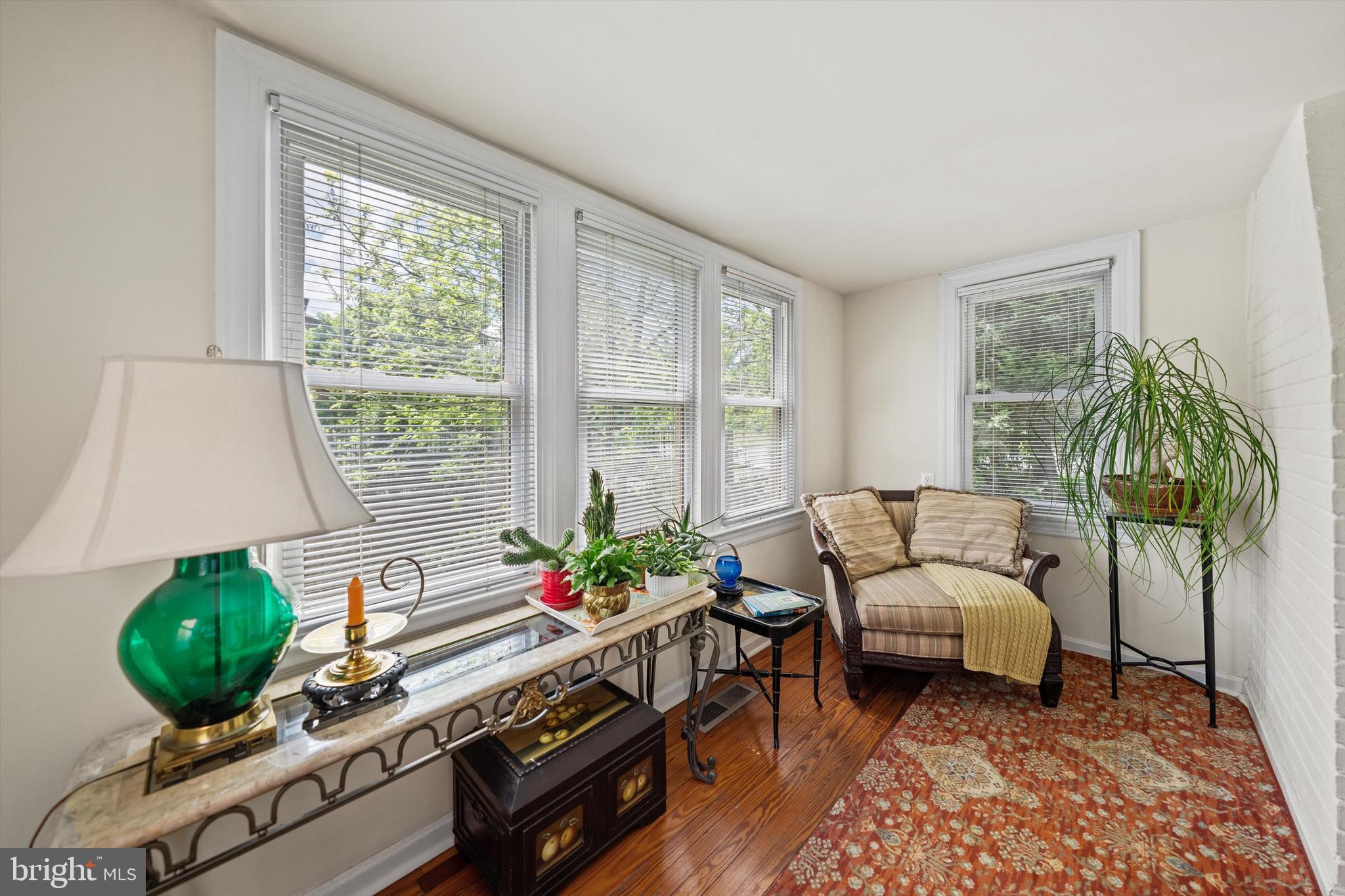 LONE OAK - Residential