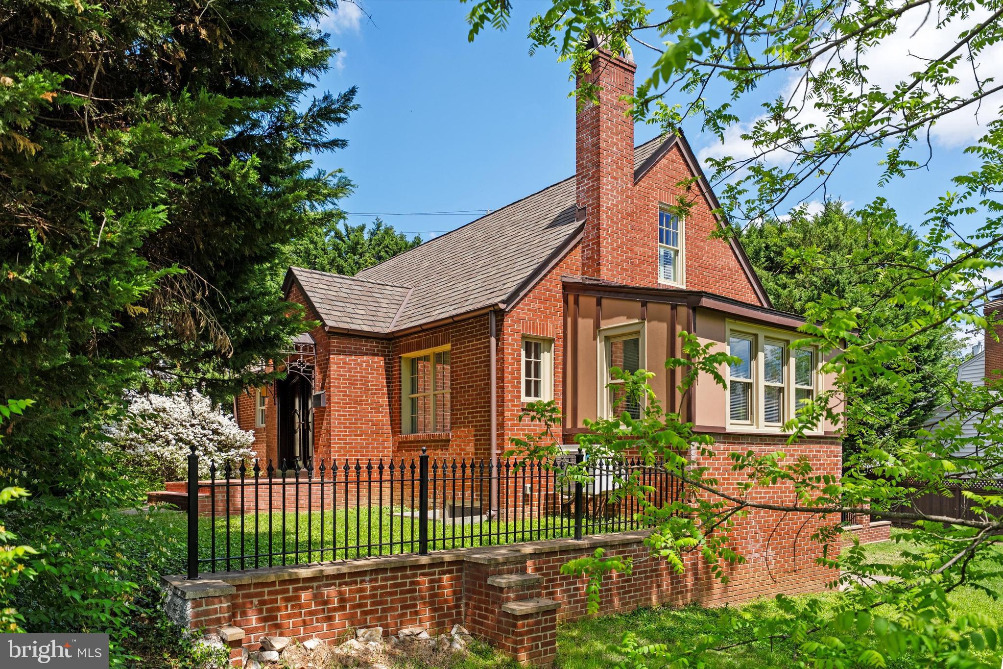 LONE OAK - Residential