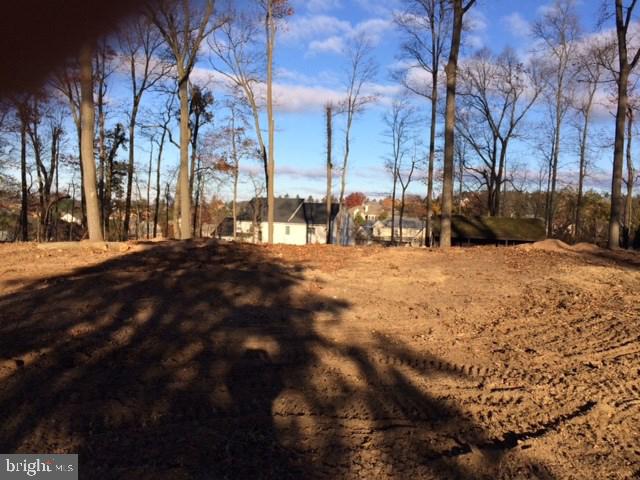 FAIRFAX FARMS - Land