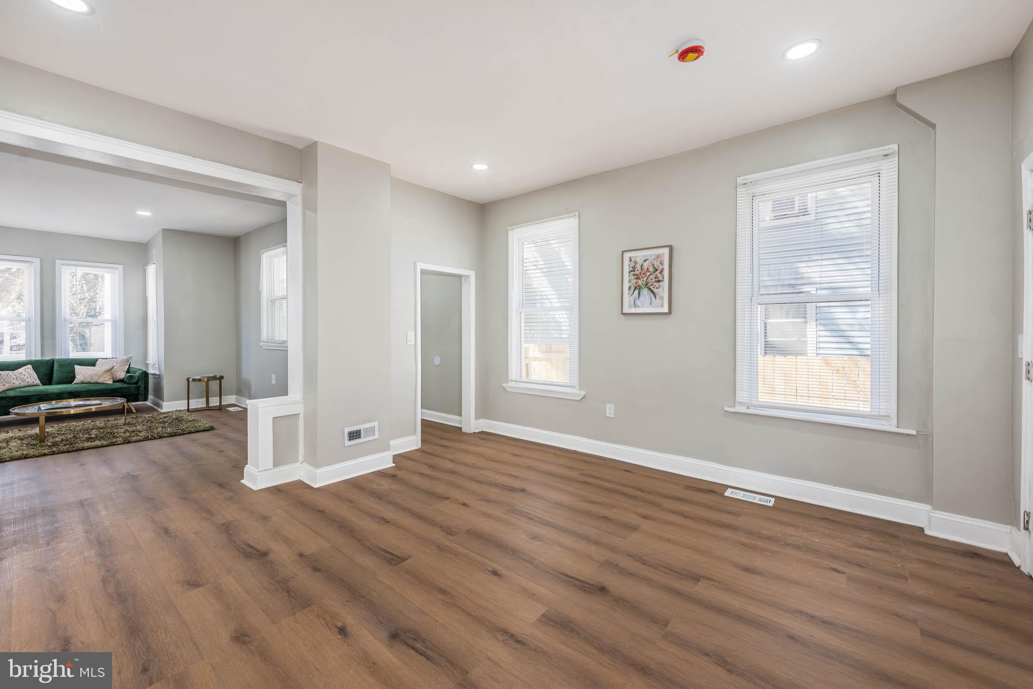 PEN LUCY - Residential
