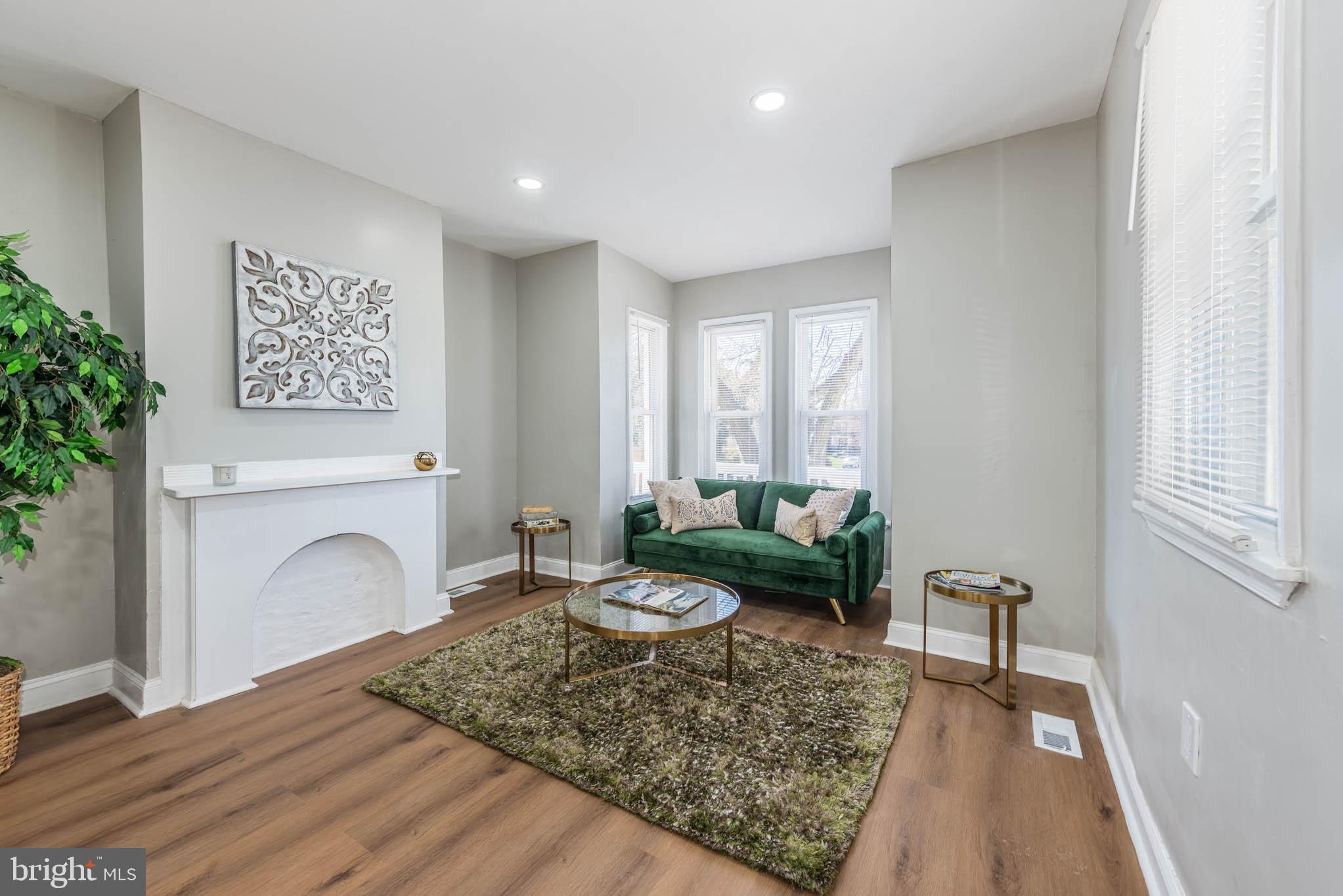PEN LUCY - Residential