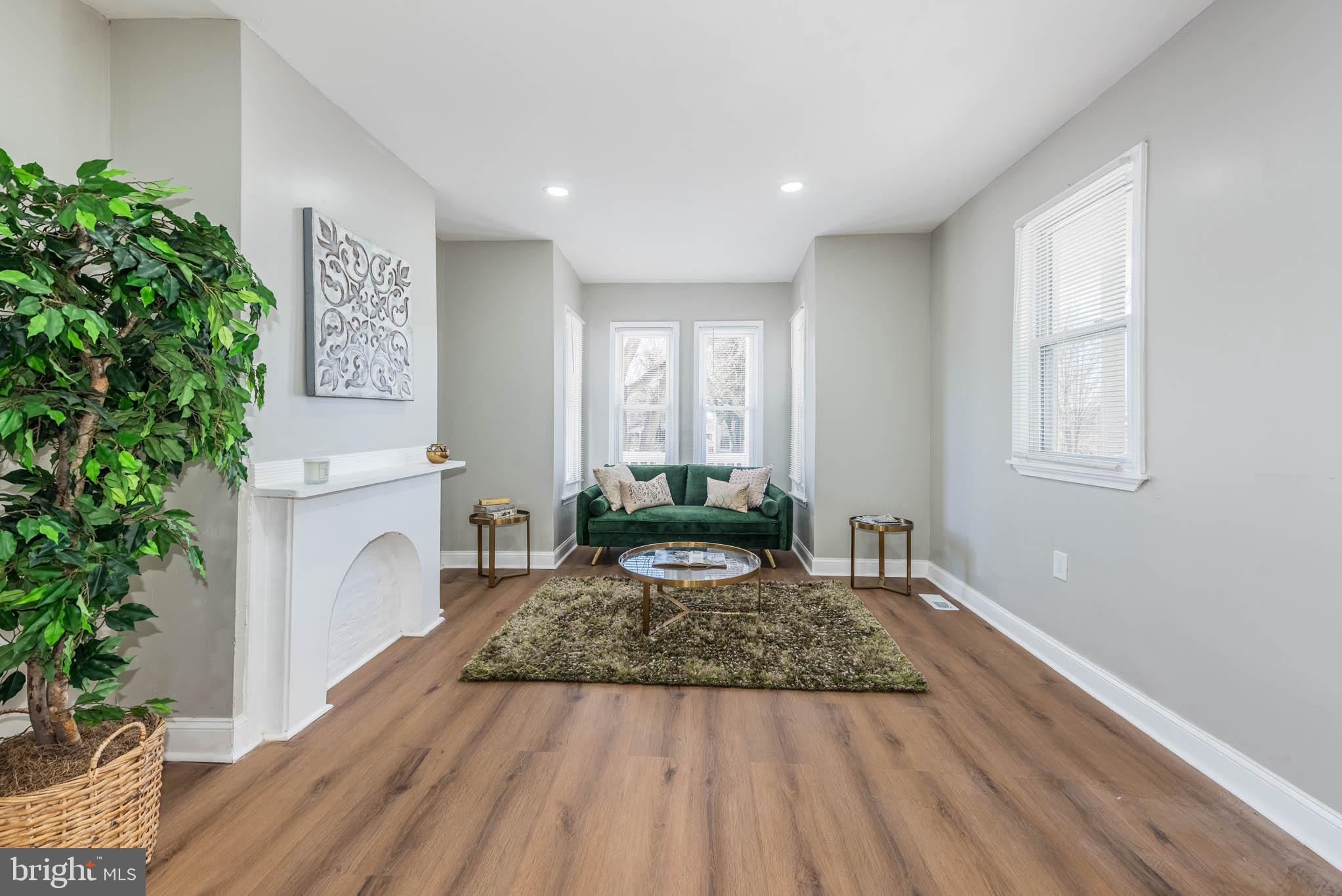 PEN LUCY - Residential