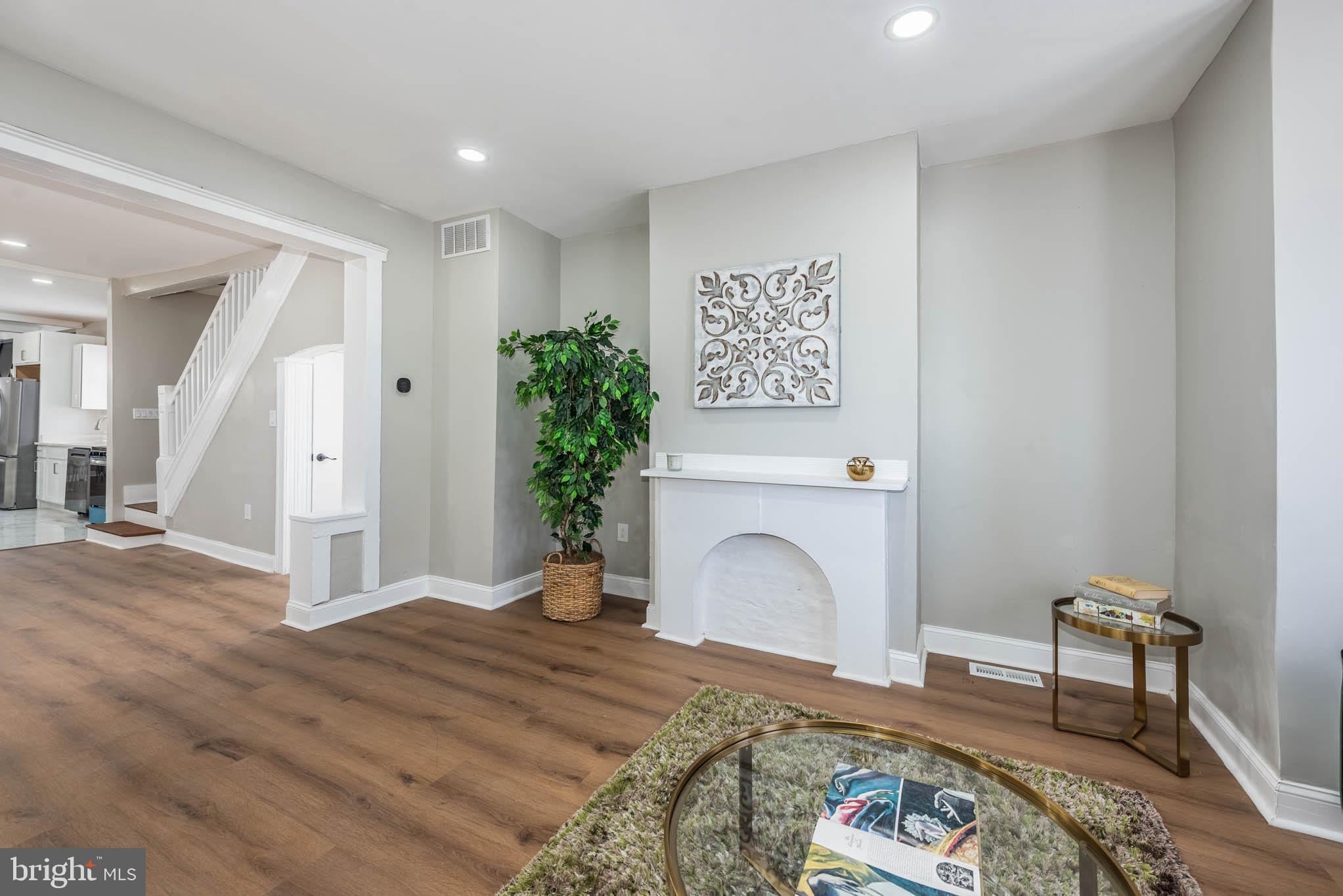 PEN LUCY - Residential