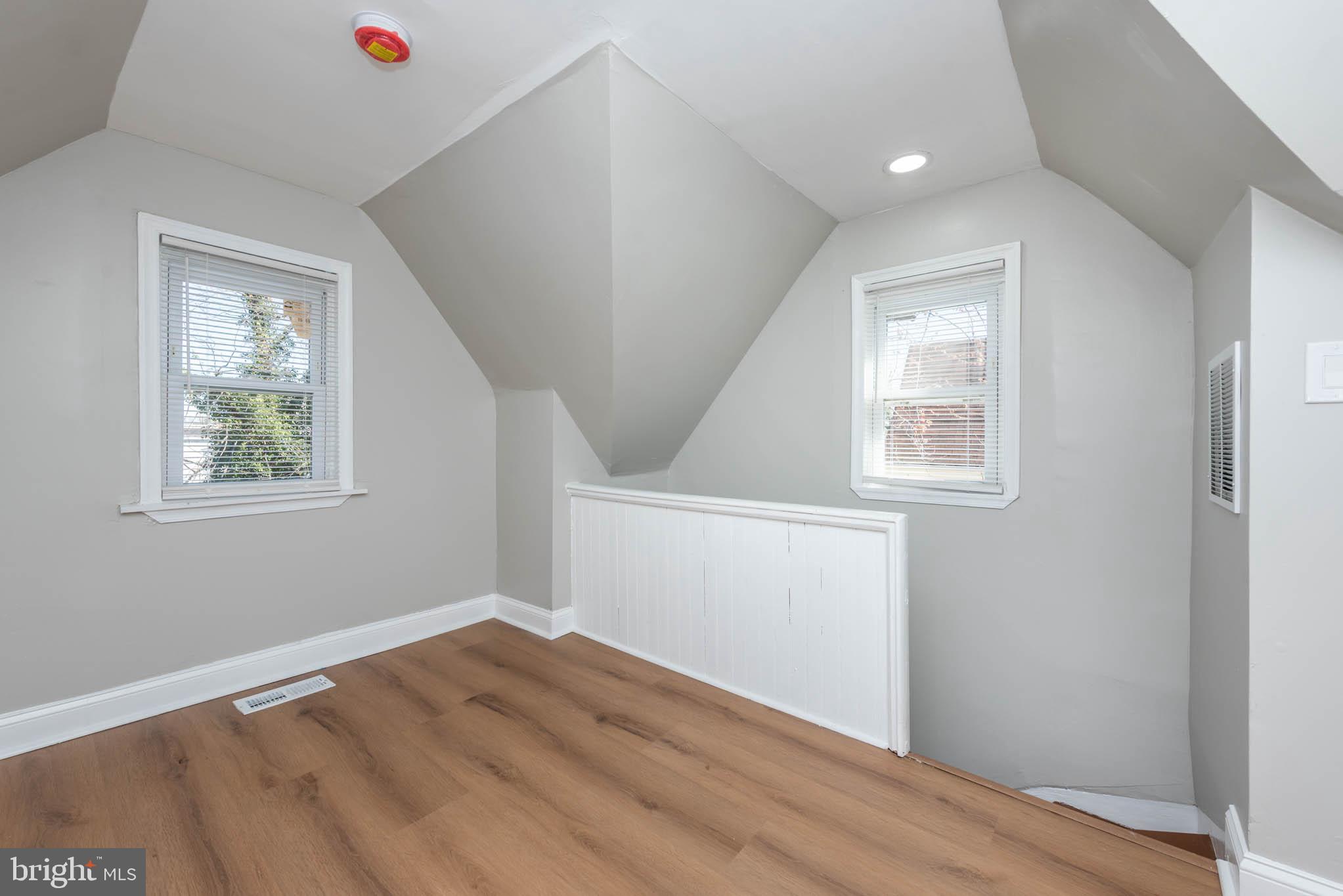 PEN LUCY - Residential