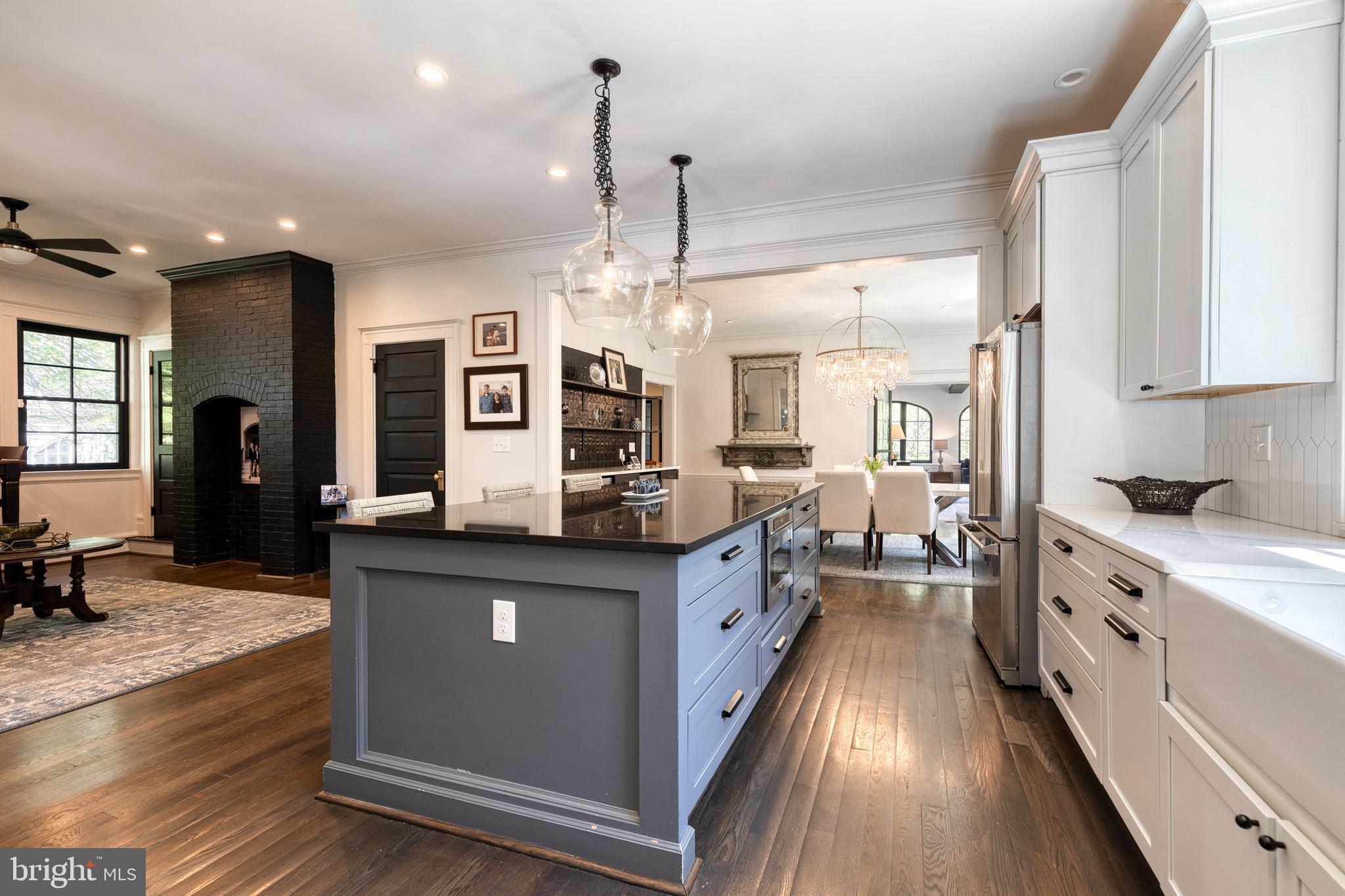 ROLAND PARK - Residential
