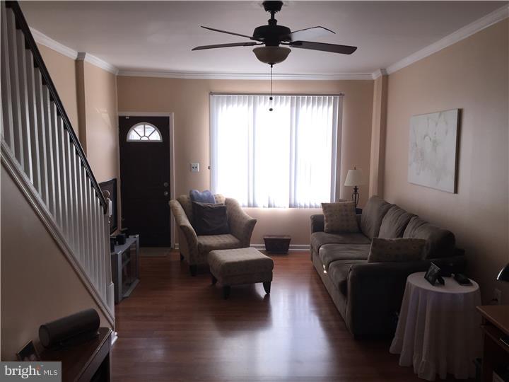PORT RICHMOND - Residential