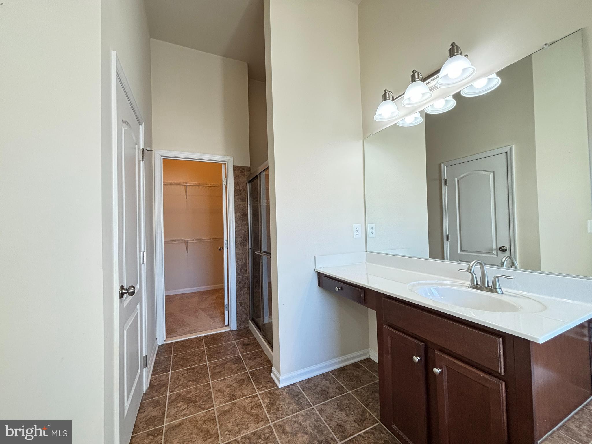 COLONIAL FORGE - Residential Lease