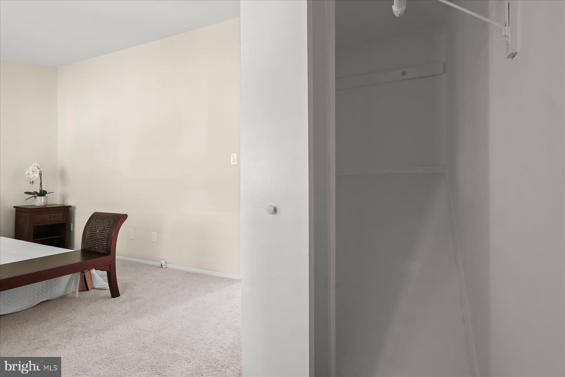 JEFFERS HILL - Residential