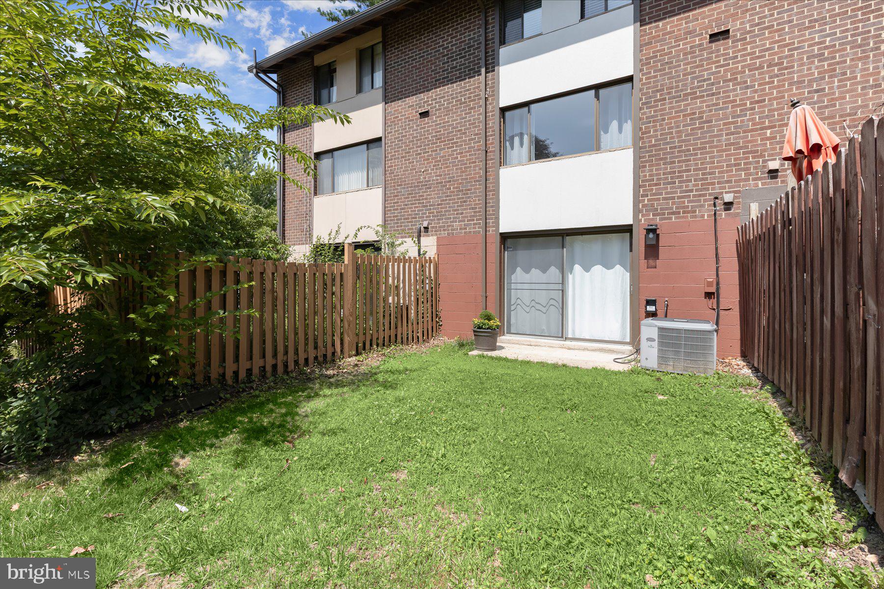 JEFFERS HILL - Residential