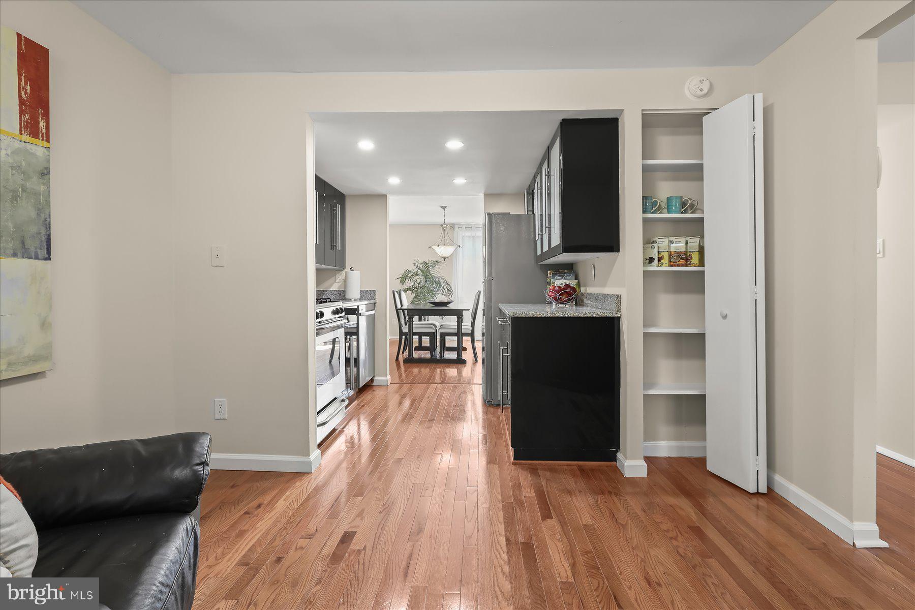 JEFFERS HILL - Residential