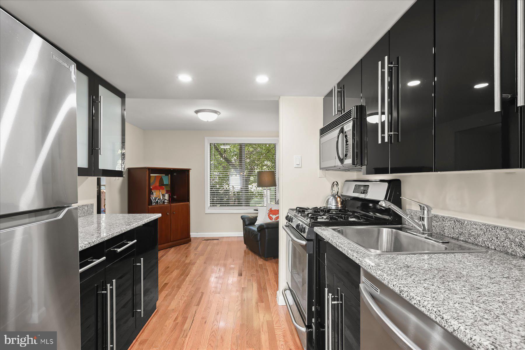 JEFFERS HILL - Residential